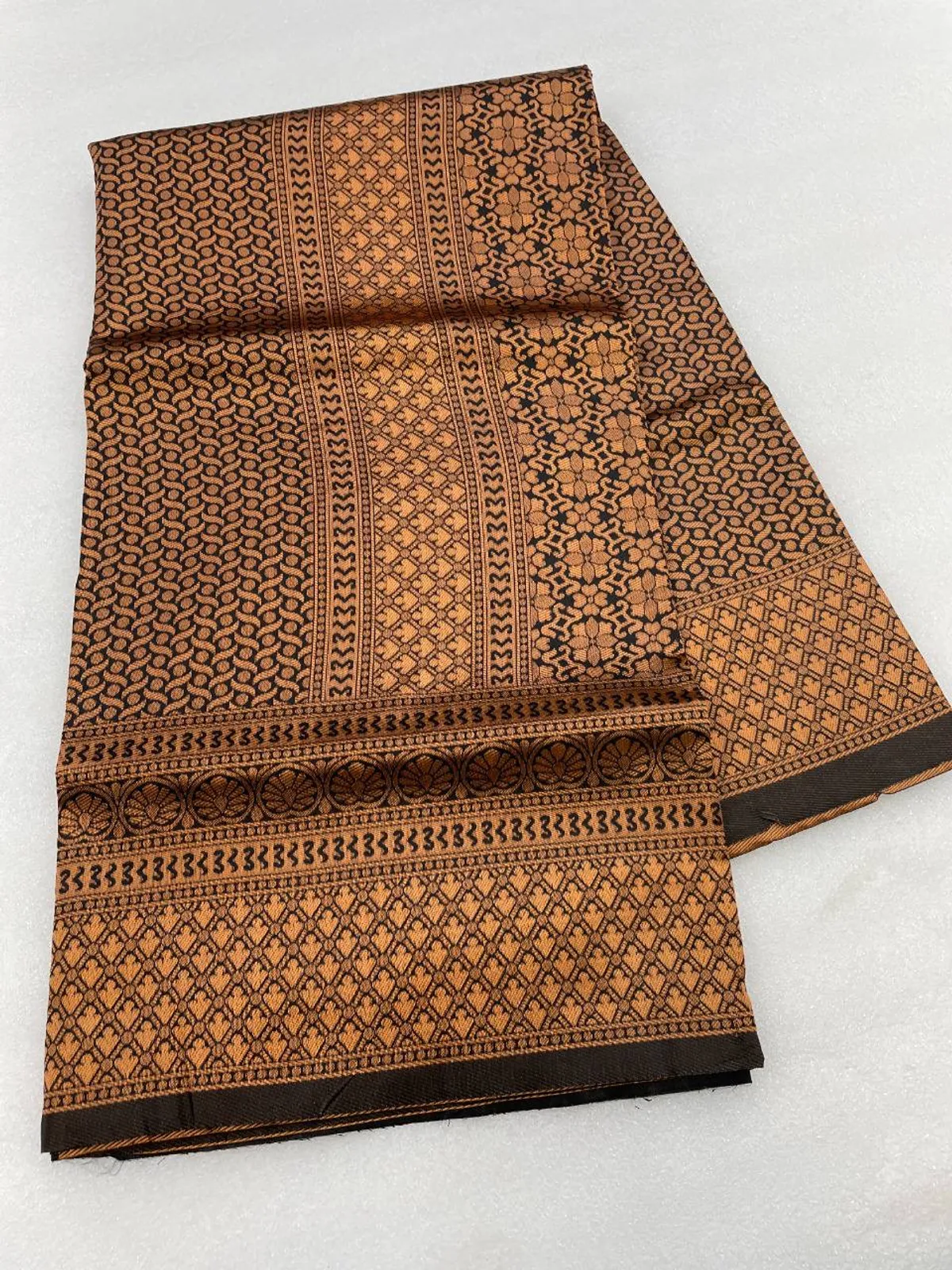 Golden Brown Soft Litchi Silk Zari Work Banarasi Saree With Unstitched Blouse Piece - Image 5