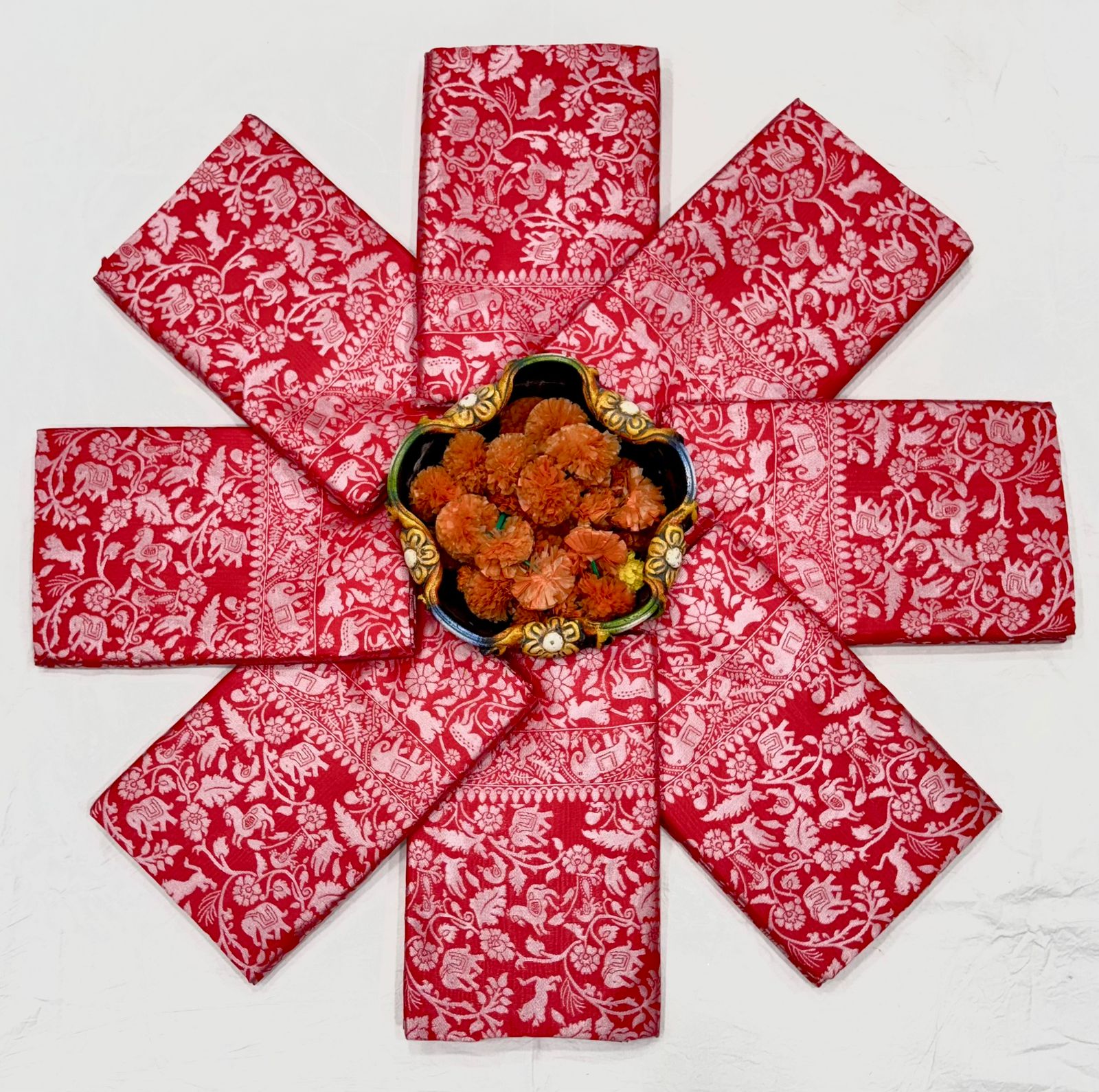 Women Banarasi Woven Saree with Unstitched Blouse Piece - Image 5