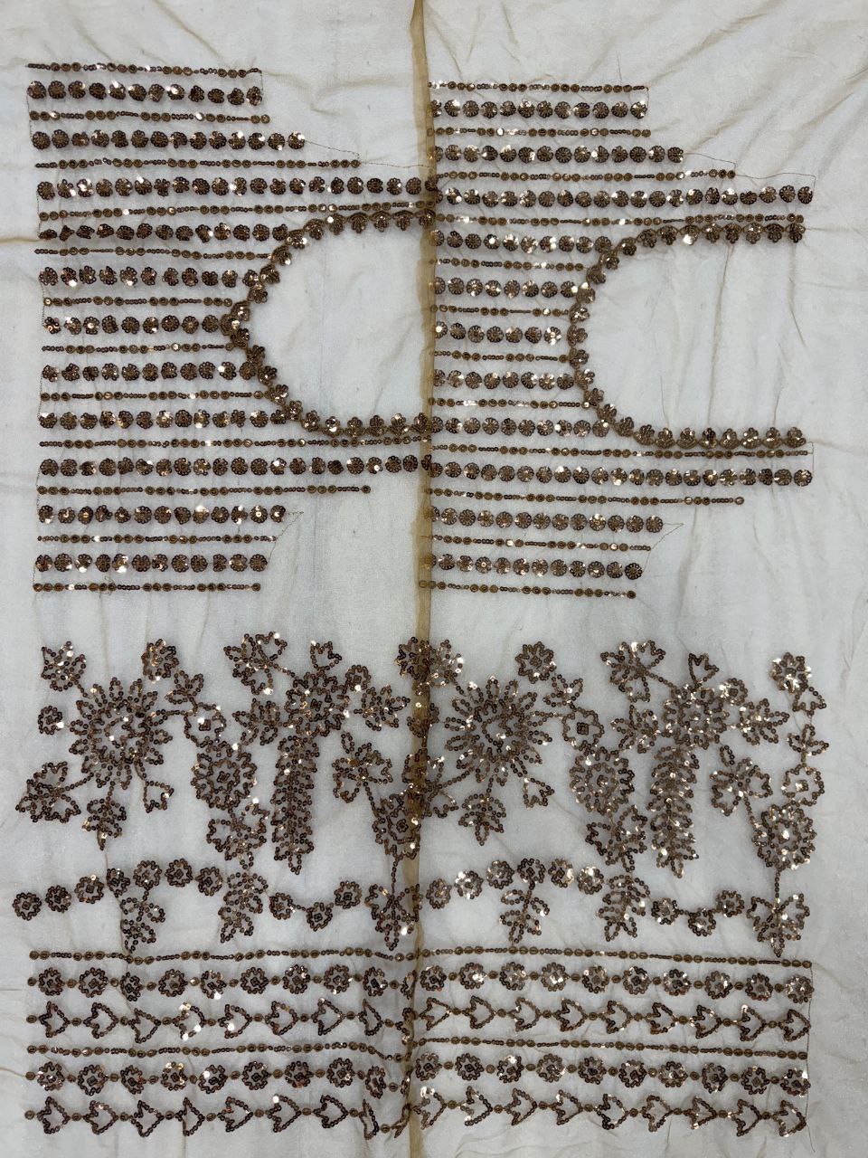 GOLD BOLLYWOOD STYLE HEAVY SEQUINS EMBROIDERY NET SAREE - Image 6