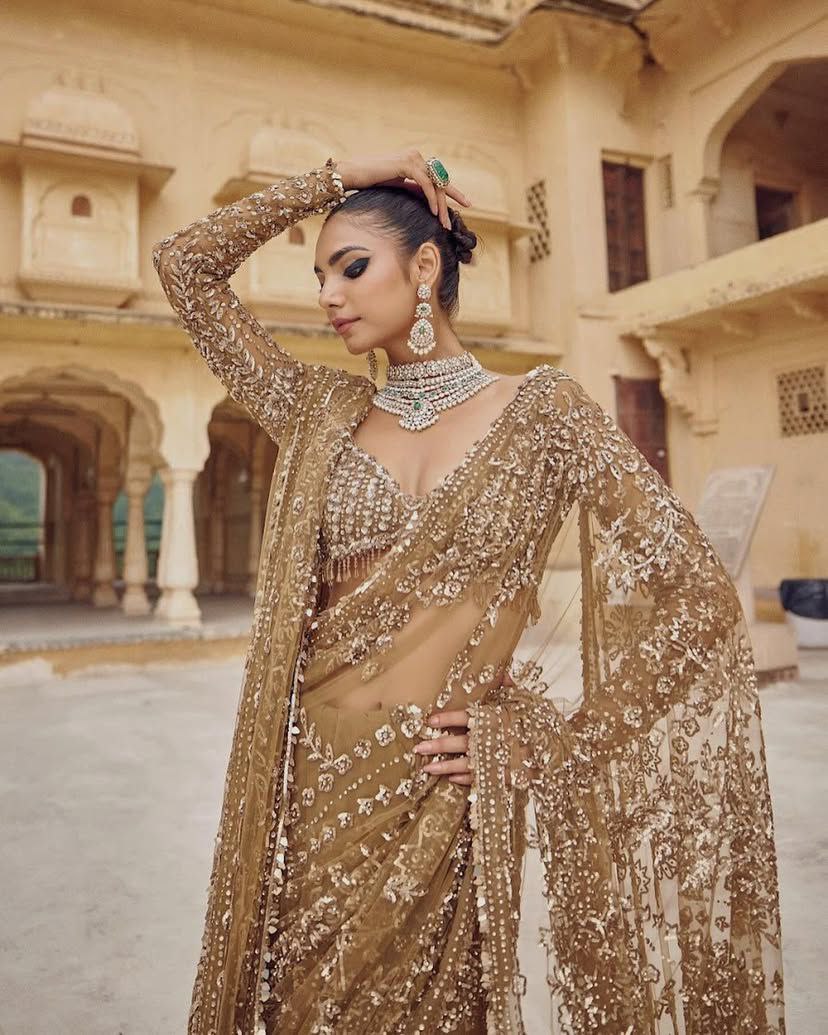 GOLD BOLLYWOOD STYLE HEAVY SEQUINS EMBROIDERY NET SAREE - Image 5